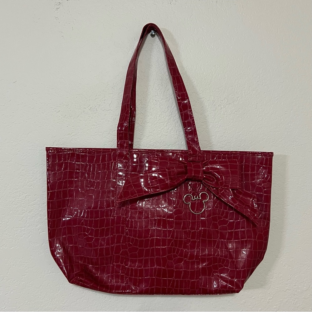 Walt Disney World Disneyland Resort Red Patent Leather Tote Bag‎ Minnie Mouse